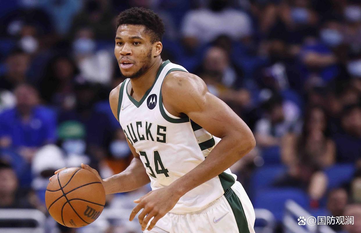 开云网页版-雄鹿教练组成员